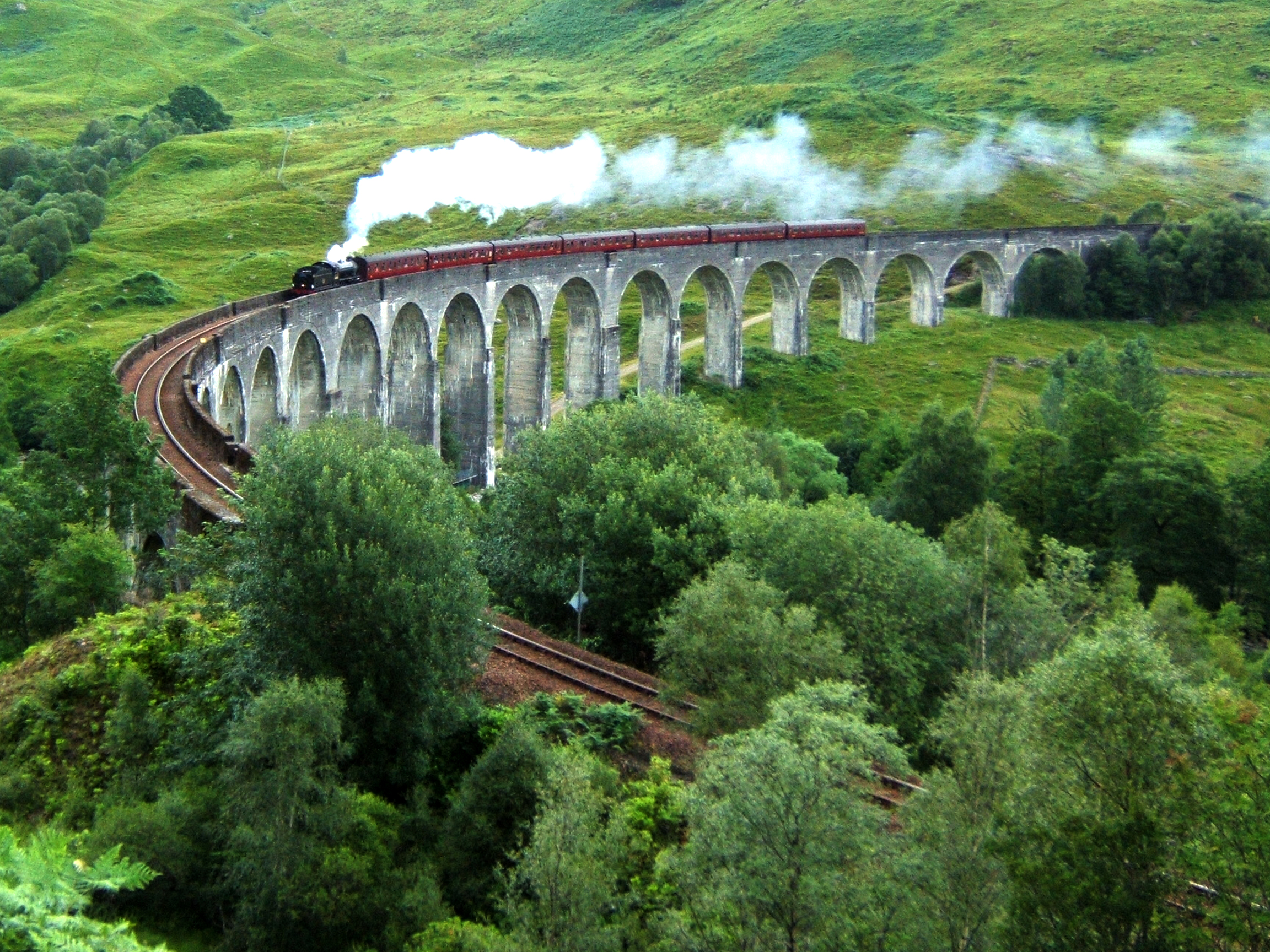 Glenfinnan Railway Viaduct, Scotland.